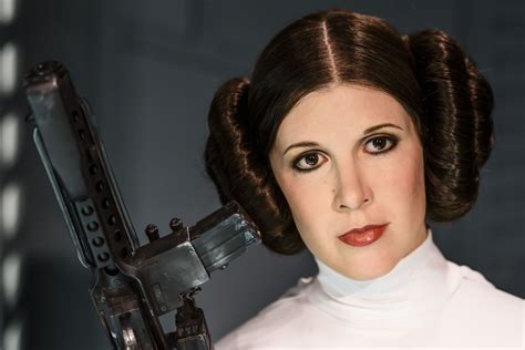 star wars leia bikini|Star Wars : le bikini de Princesse Leia vendu pour 160 000 euros。